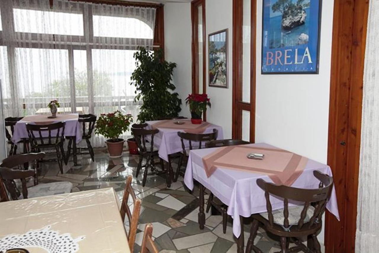 Rooms Raos Brela Bagian luar foto