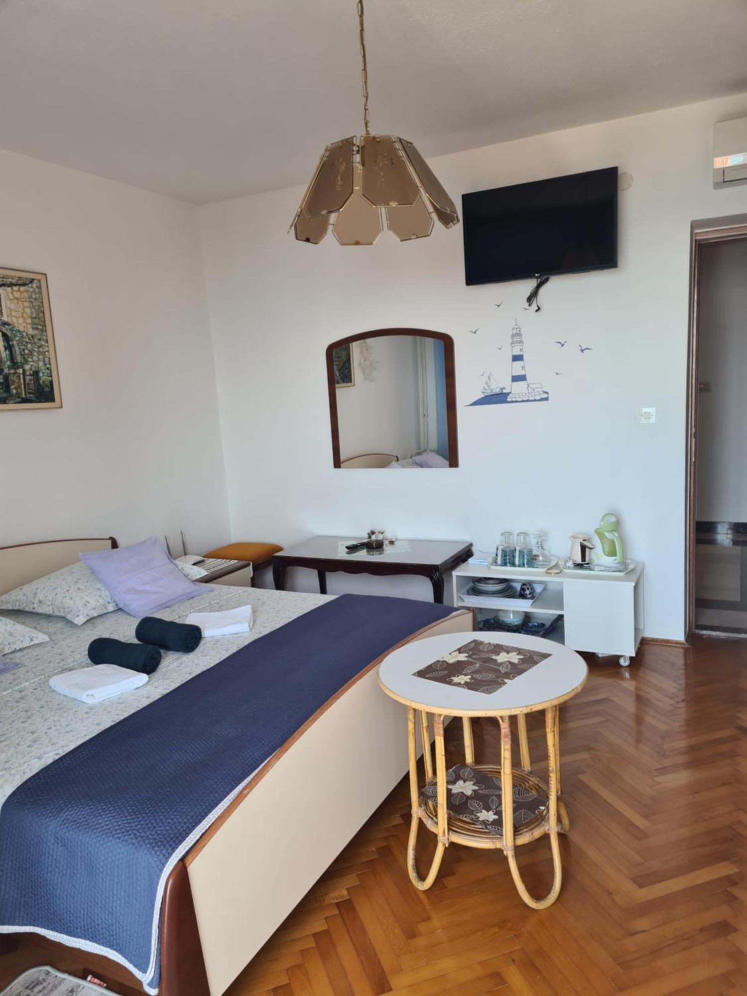 Rooms Raos Brela Bagian luar foto