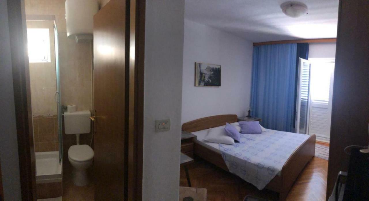 Rooms Raos Brela Bagian luar foto