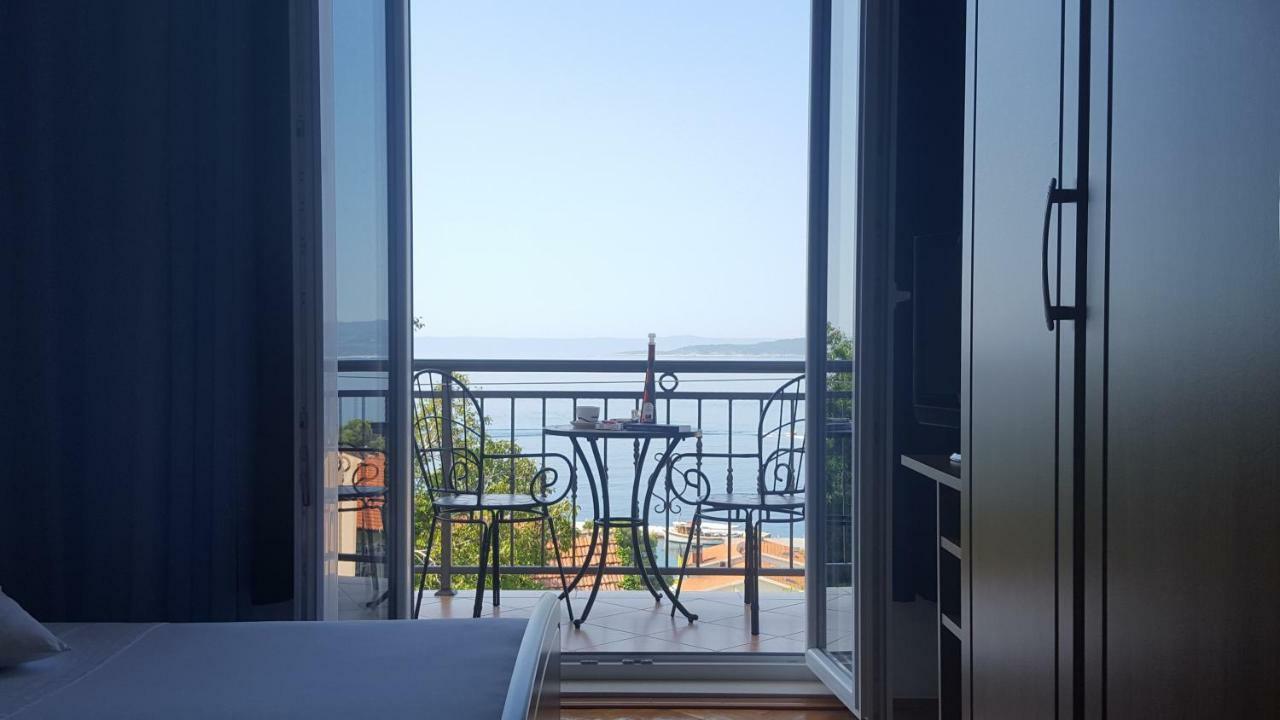 Rooms Raos Brela Bagian luar foto